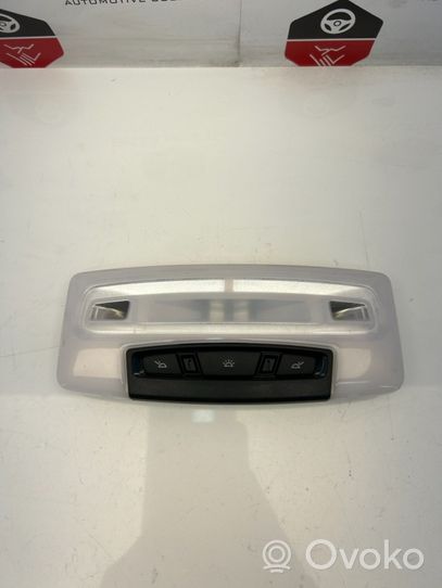 BMW 4 F32 F33 Luz del asiento trasero 43794598301