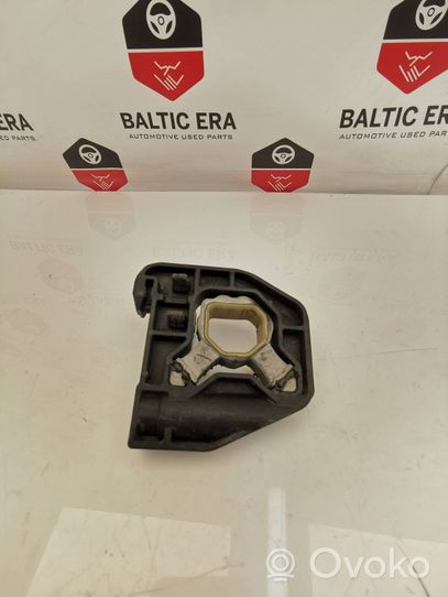 BMW 4 F36 Gran coupe Staffa di montaggio del radiatore 8620733