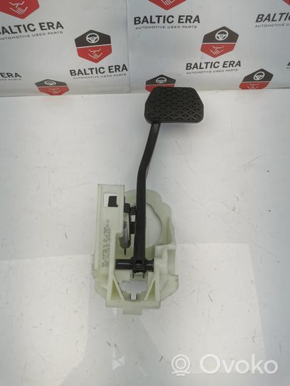 BMW 4 F32 F33 Brake pedal 6876798