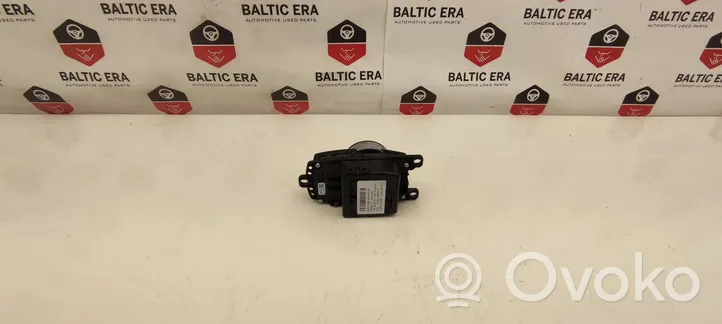 BMW 5 G30 G31 Controllo multimediale autoradio 6844224