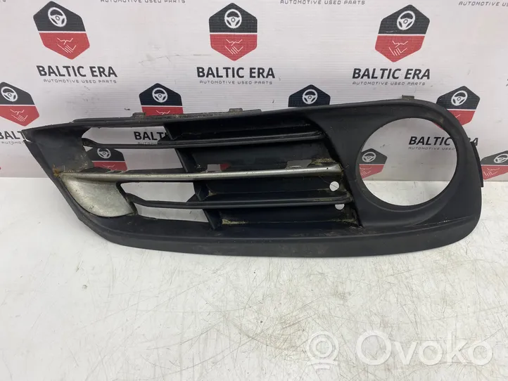 BMW 5 F10 F11 Front fog light trim/grill 7661736