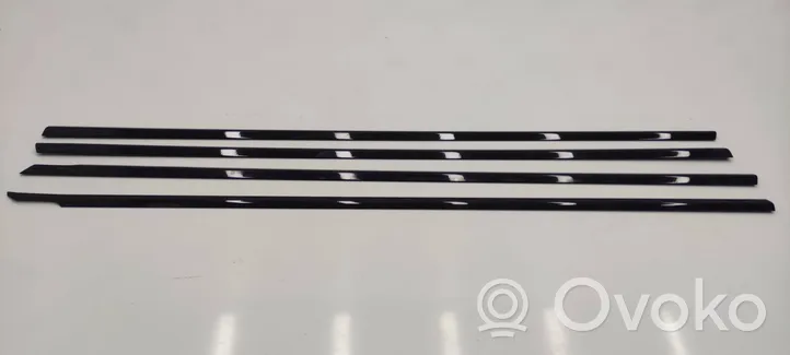 BMW M5 F90 Durvju dekoratīvās apdares komplekts 