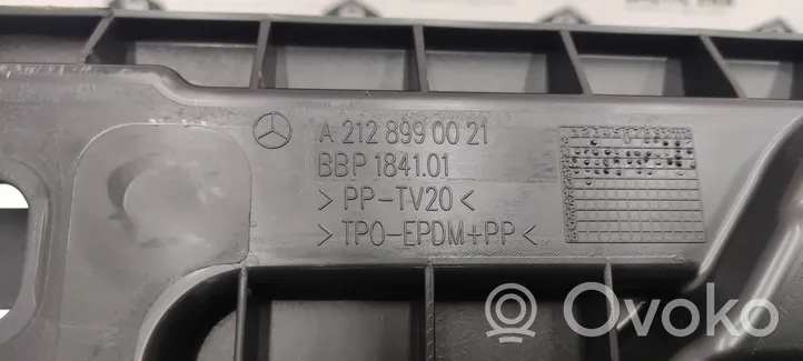 Mercedes-Benz E W212 Työkalupakki A2128990021