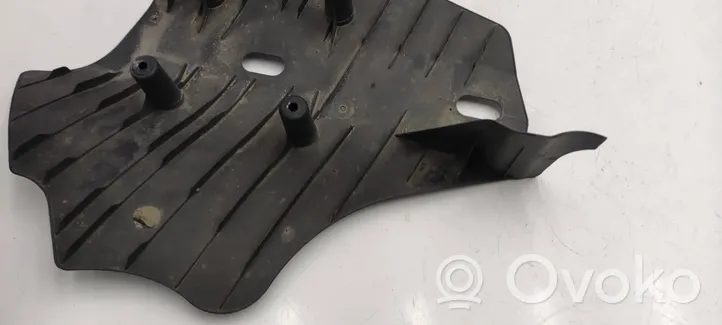 BMW 3 F30 F35 F31 Couvre soubassement arrière 6796138