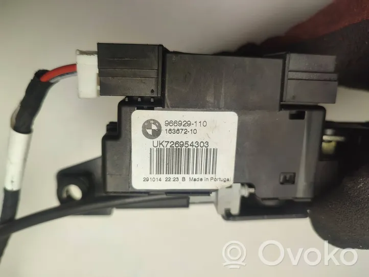 BMW X5 F15 Motor de apertura del maletero/compartimento de carga 7303443