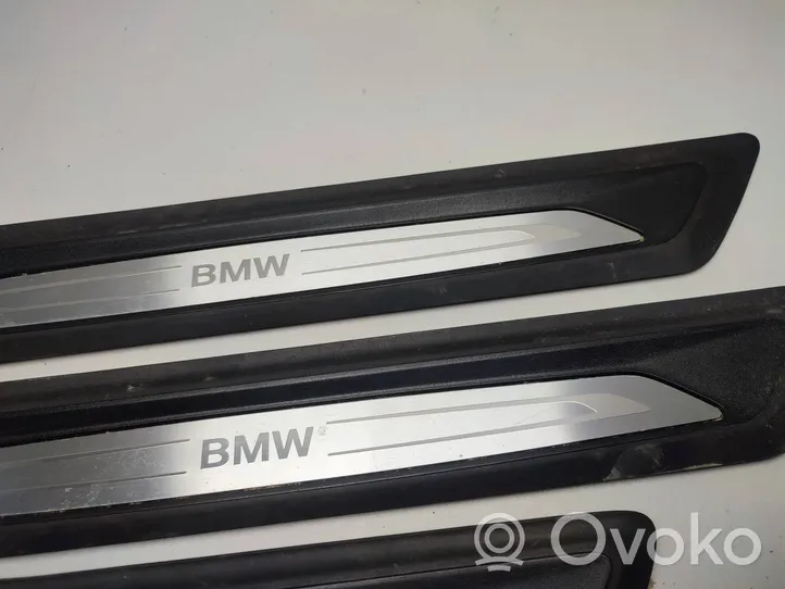 BMW X1 F48 F49 Listwa boczna 51477349673
