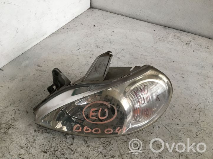 KIA Rio Lampa przednia 