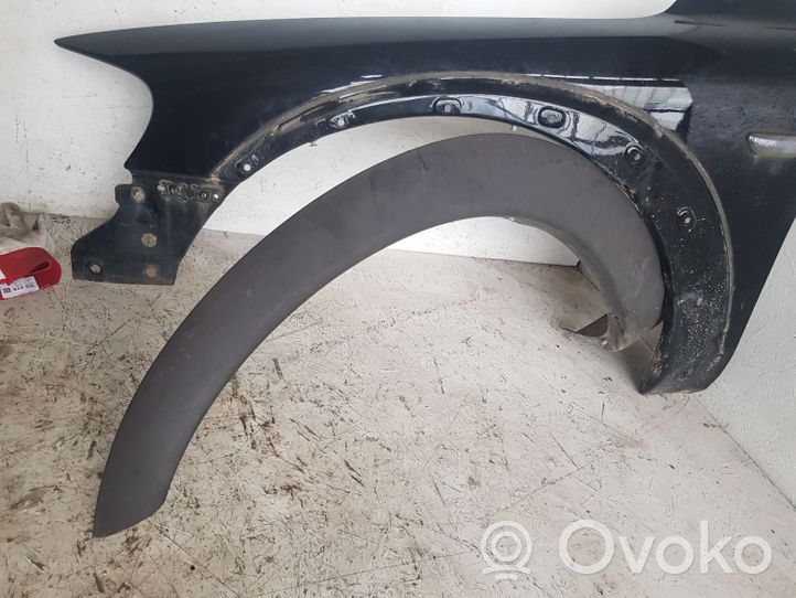 Volvo XC70 Listwa / Nakładka na błotnik przedni 