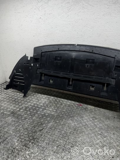 Citroen C4 Grand Picasso Doublure de caisse et protecteur de panneau arrière 
