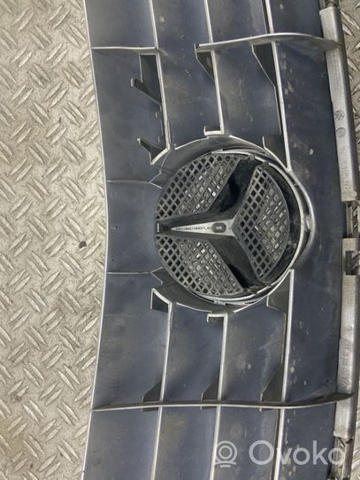 Mercedes-Benz B W245 Maskownica / Grill / Atrapa górna chłodnicy 