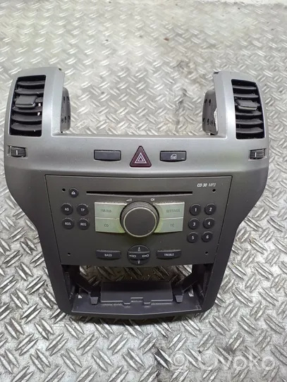 Opel Zafira B Panel / Radioodtwarzacz CD/DVD/GPS 