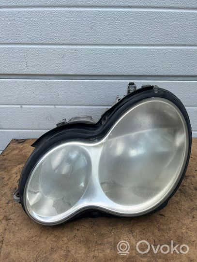 Mercedes-Benz C W203 Headlight/headlamp A2038203161