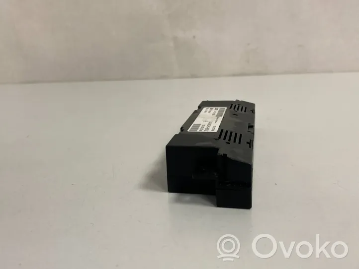 Mercedes-Benz S W220 Auxiliary heating control unit/module 2208300085