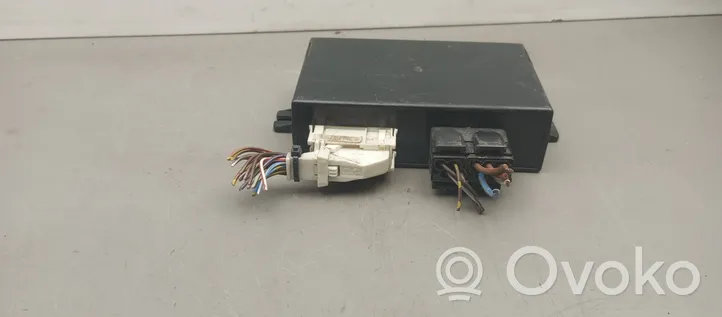 BMW 3 E36 Door central lock control unit/module 8353569