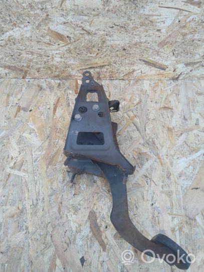 Opel Vectra B Clutch pedal 