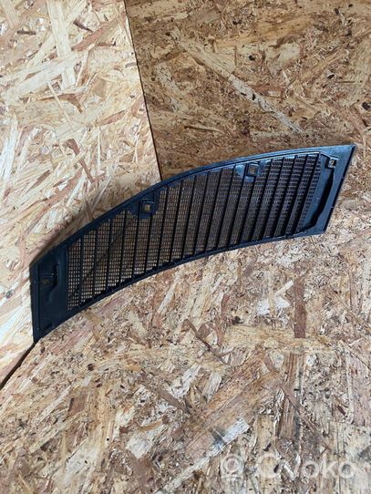 Mercedes-Benz W123 Grille calandre de capot 1238360265