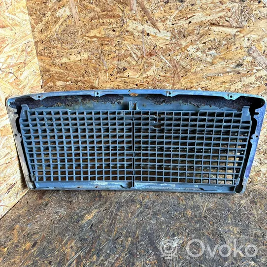 Mercedes-Benz E W124 Front grill 1248880223
