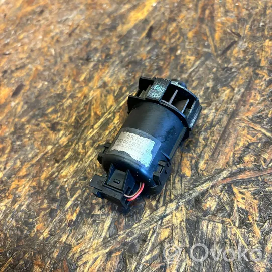 Mercedes-Benz E W124 Sensor de temperatura interna 0008201908