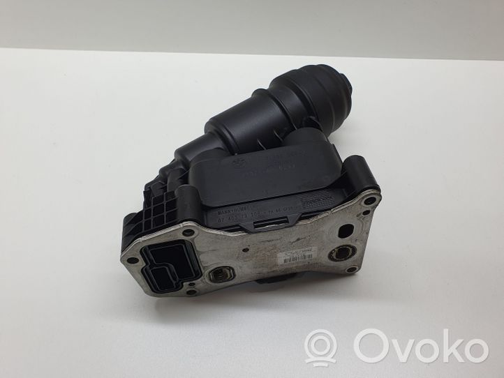 BMW 5 F10 F11 Supporto di montaggio del filtro dell’olio 7800066