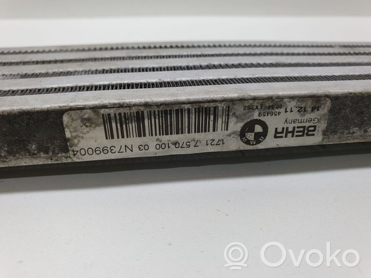 BMW 5 F10 F11 Vairo stiprintuvo radiatorius 7570100