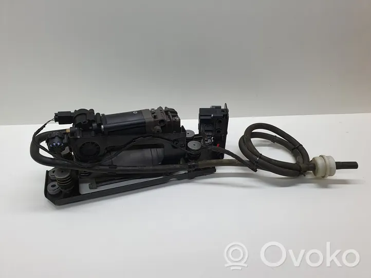 BMW 5 F10 F11 Air suspension compressor/pump 6794465