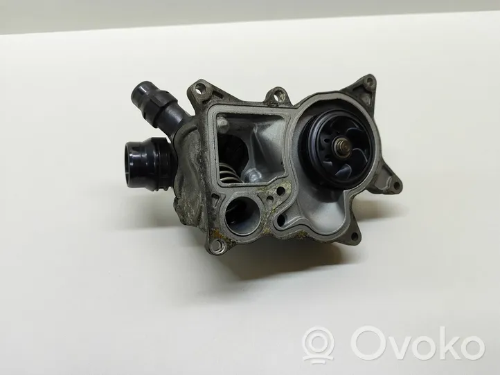 BMW 5 F10 F11 Pompa dell’acqua 850732603