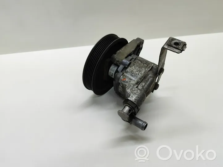 BMW 5 E60 E61 Power steering pump 677469803