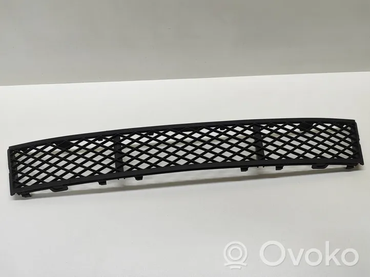 BMW 5 F10 F11 Grille inférieure de pare-chocs avant 7285950