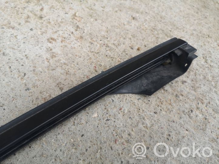 BMW 7 F01 F02 F03 F04 Vitre de porte avant / joint 7185229