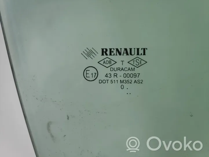 Renault Clio III Szyba drzwi przednich 