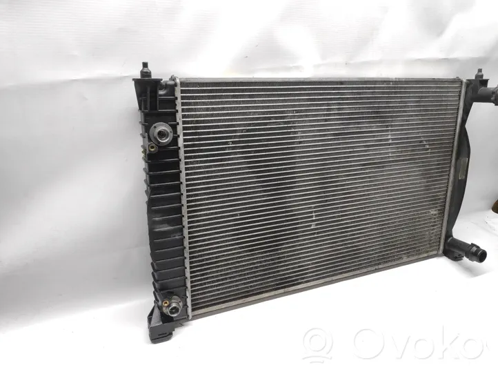 Audi A4 S4 B6 8E 8H Radiatore di raffreddamento 