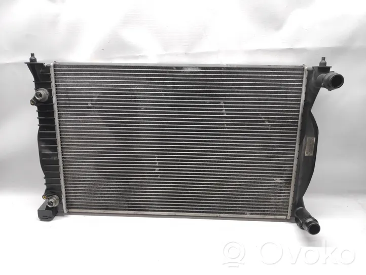 Audi A4 S4 B6 8E 8H Radiatore di raffreddamento 