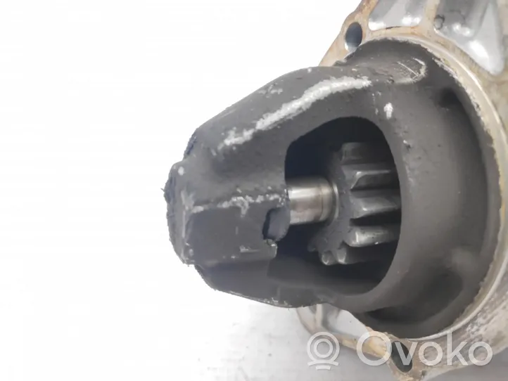 Opel Astra J Starter motor 