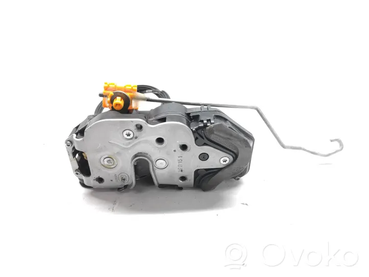 Opel Mokka X Rear door lock 