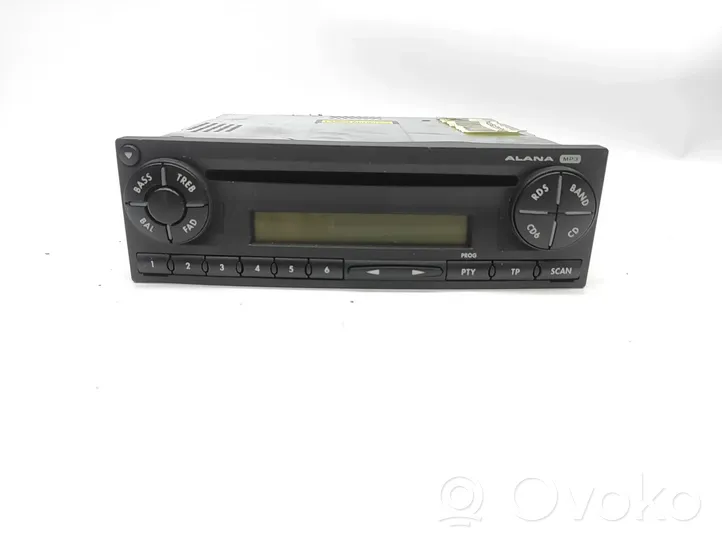 Seat Cordoba (6L) Radio / CD-Player / DVD-Player / Navigation 