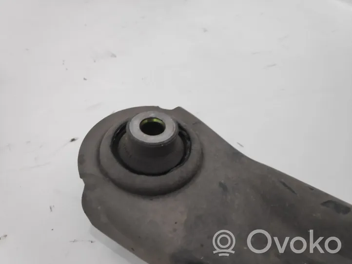 Renault Clio III Triangle bras de suspension supérieur arrière 