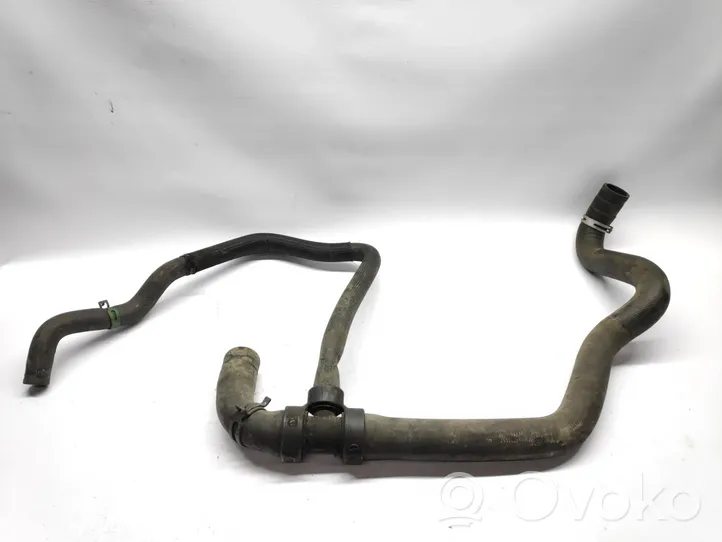 Renault Megane III Durite de refroidissement tube 