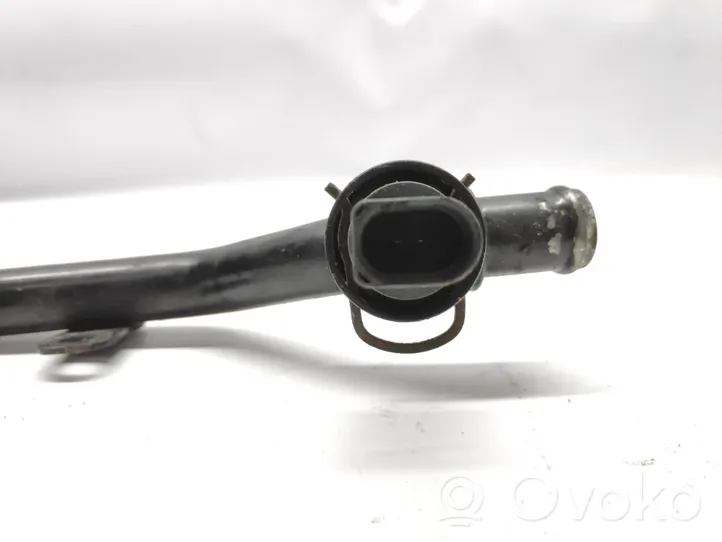 Audi A3 S3 8P Durite de refroidissement tube 