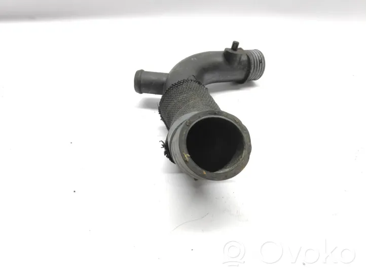 Audi A3 S3 8P Durite de refroidissement tube 