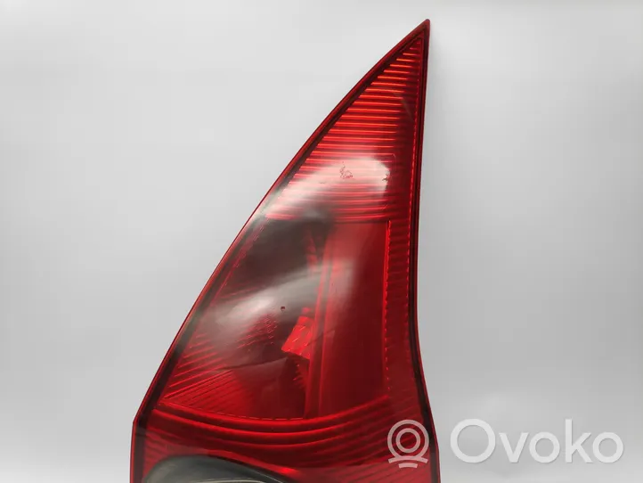 Renault Megane II Lampy tylnej klapy bagażnika 