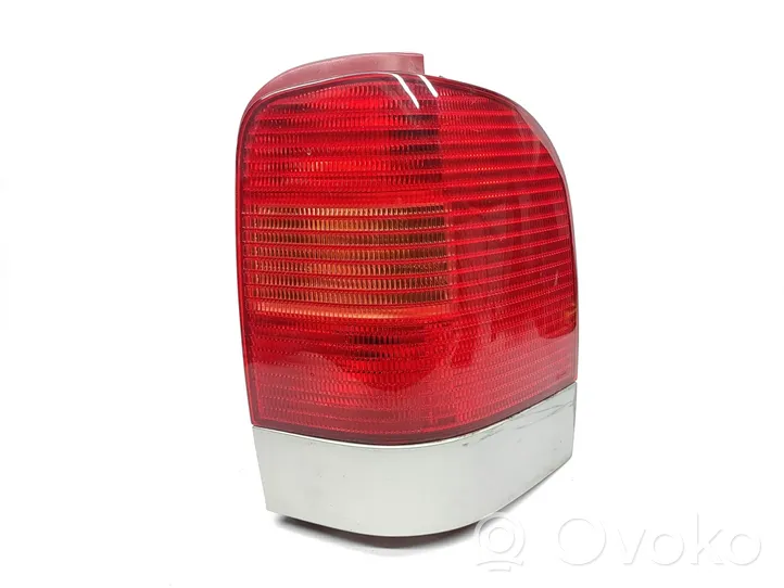 Volkswagen Sharan Tailgate rear/tail lights 