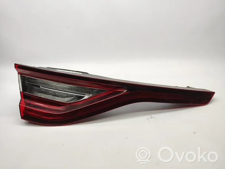 Renault Megane IV Tailgate rear/tail lights 