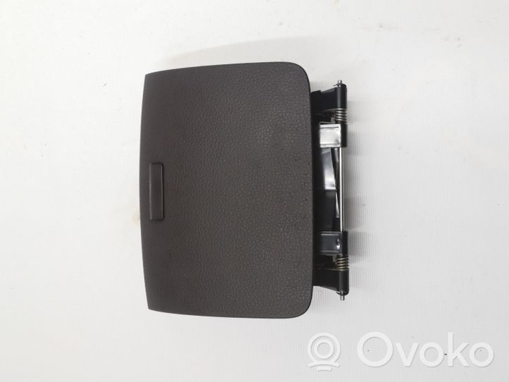 Volkswagen Touareg II Consolle centrale del vano portaoggetti 7P6857922