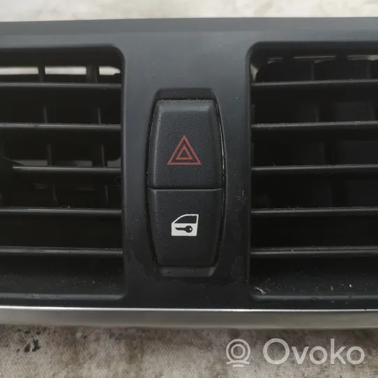 BMW X5M E70 Griglia di ventilazione centrale cruscotto 