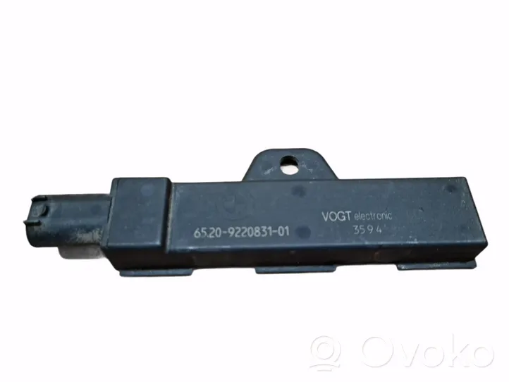 BMW 7 F01 F02 F03 F04 Interjero komforto antena 65209220831