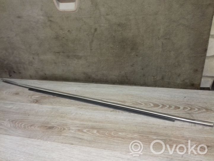 Volvo XC90 Moulure/baguette de porte avant 