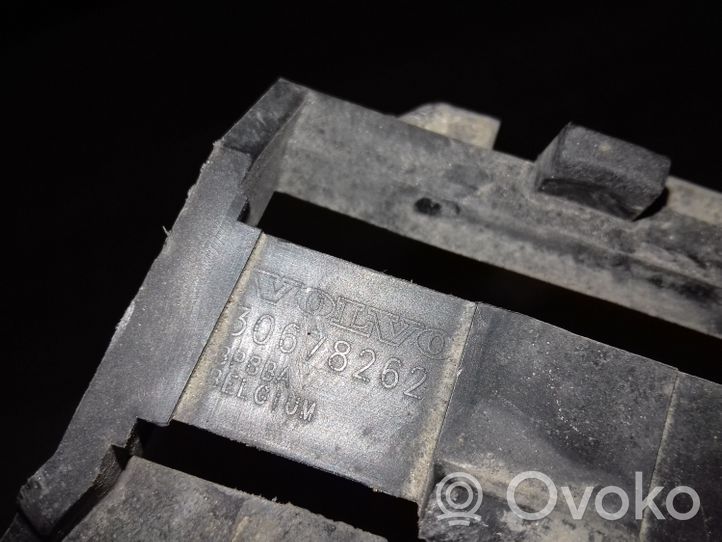 Volvo V50 Support phare frontale 