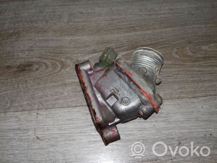 Volvo S60 Thermostat/thermostat housing 