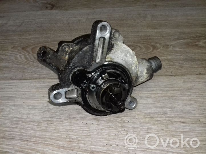 Volvo XC70 Vacuum pump 