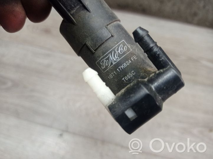 Volvo V70 Pompe de lave-glace de pare-brise 